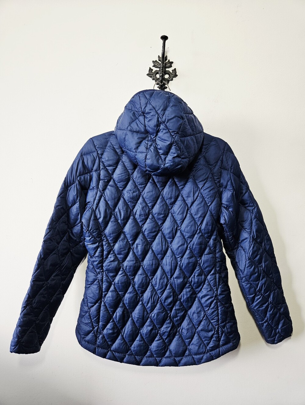 Helly Hansen Quilted Puffer Jacket Size M Blue Hooded Outdoor - Picture 2 of 3